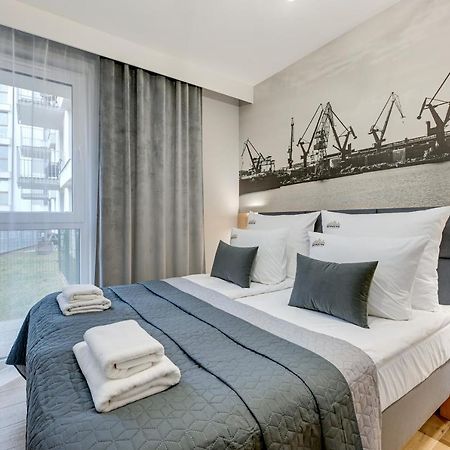 Aura 40 City Center & Free Parking By Downtown Apartments 格但斯克 外观 照片